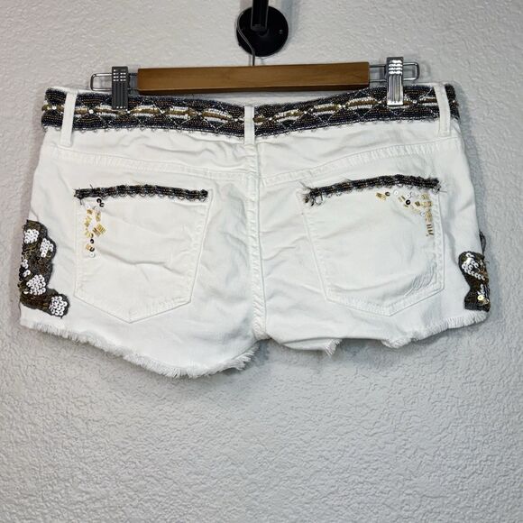 VTG Express Embellished Beaded Shorts Low Rise White Y2K Western Festival Size 4 - Picture 4 of 5